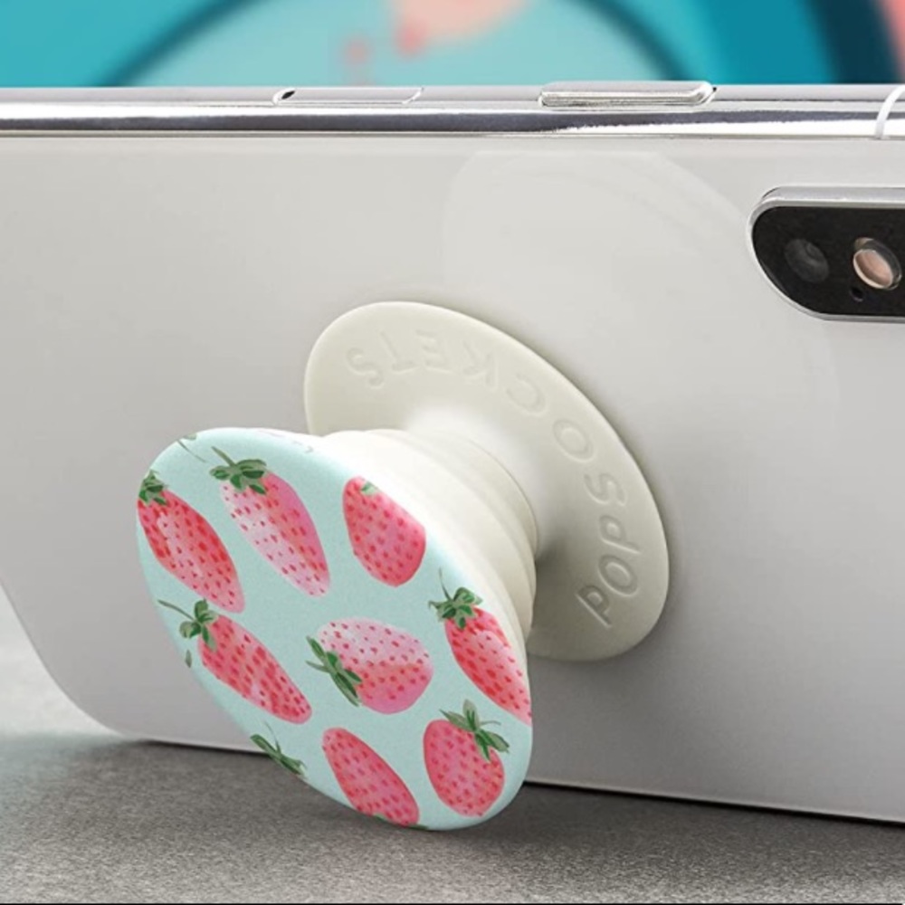 PopSocket Strawberry Rain